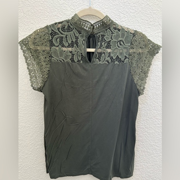 Green Lace Top - Picture 3 of 5
